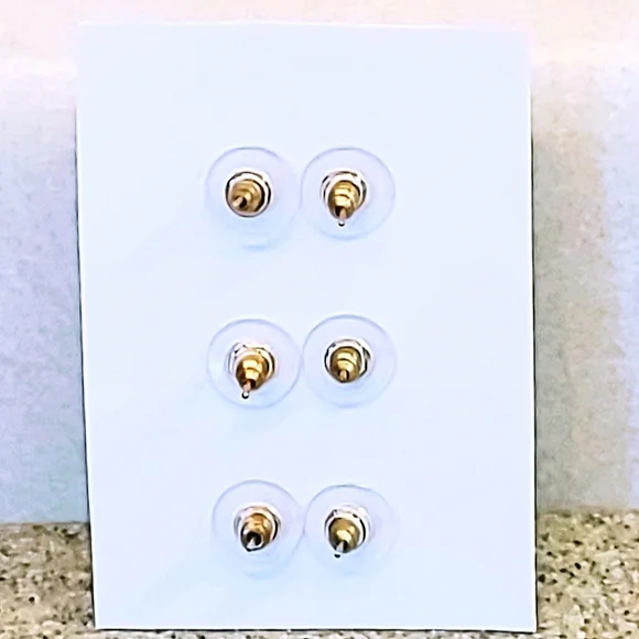 RUE 21 THREE PAIR SPARKLING CLASSIC GLASS & FAUX PEARL STUD EARRINGS - Picture 2 of 4